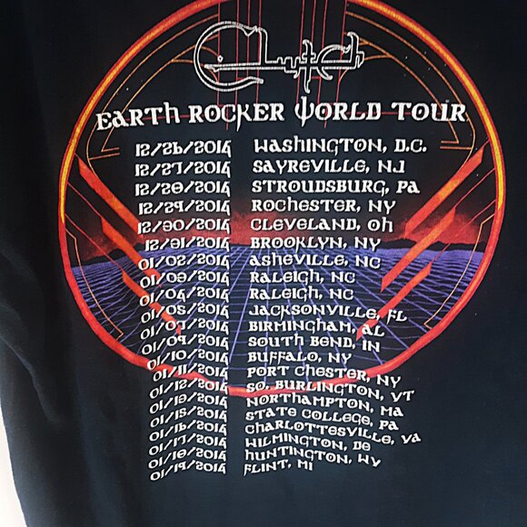 Clutch Earth Rocker World Tour Shirt 2014 Official  2 Sided T-Shirt Size Large - Picture 5 of 7